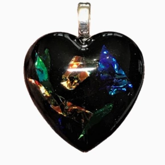 Hand Crafted Jewelry - NWOT Resin Heart Pendant,  Heart Necklace,